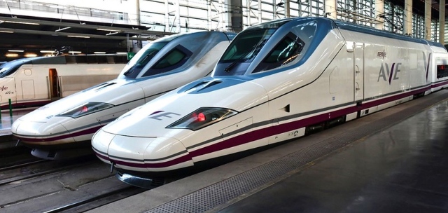 Renfe ofrece 11.600 plazas adicionales en trenes de Alta Velocidad y Larga Distancia con origen y destino la Comunitat Valenciana durante la Semana Santa