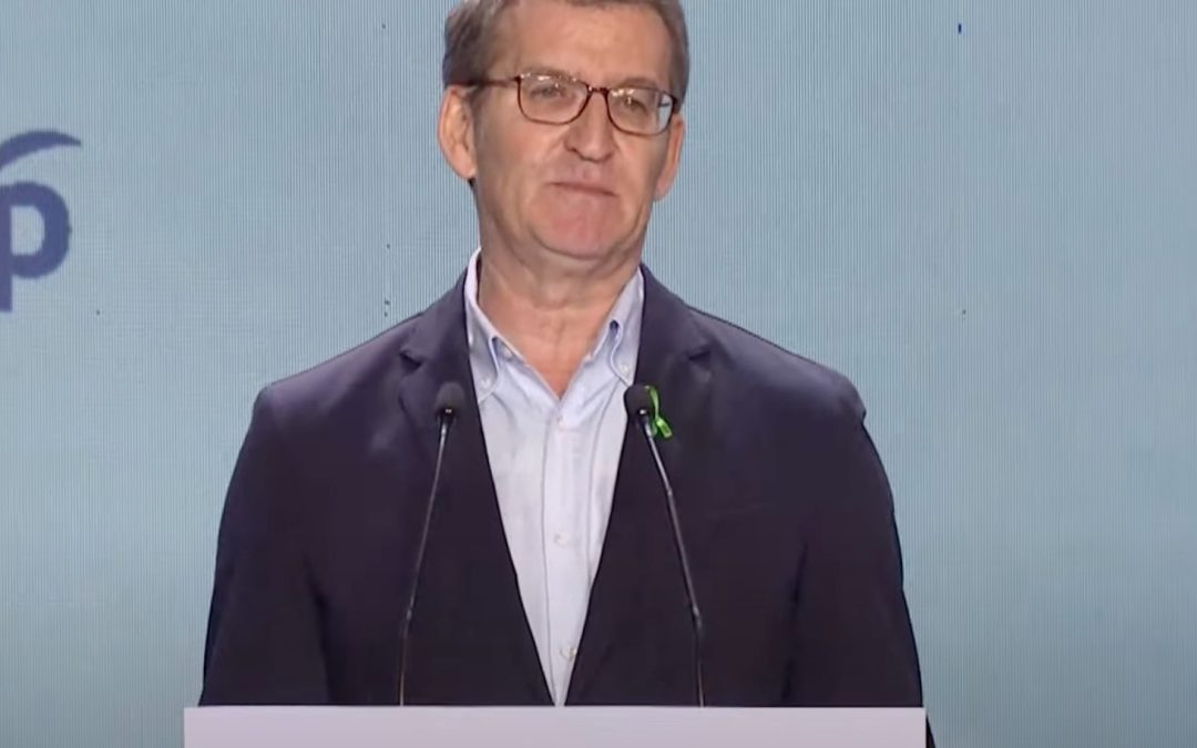 Núñez Feijóo: “Seguiré el legado de Aznar y Rajoy, hoy que estamos unidos”