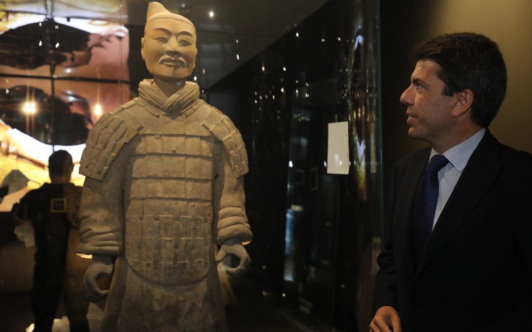 El ministro de Cultura de China, presente en ‘Los guerreros de Xi’an’ en el MARQ