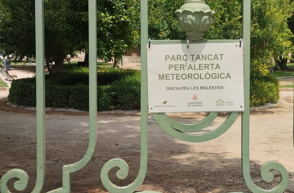 El Ayuntamiento de Valencia cierra los parques de la ciudad ante la amenaza de fuertes lluvias