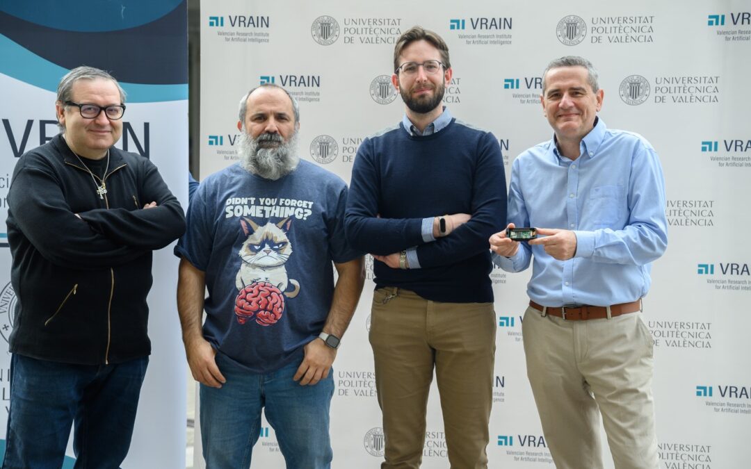 Un equipo de VRAIN de la UPV desarrolla  un dispositivo con IA que permite detectar hasta 27 enfermedades de cultivos de manera precoz